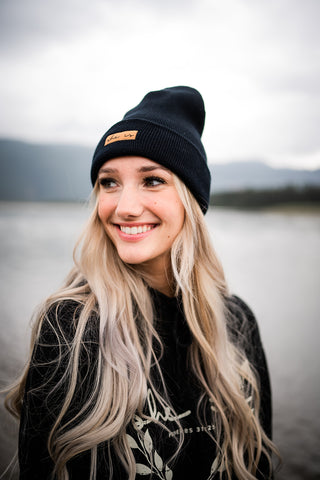 Basics - SHE IS Beanie (Black)